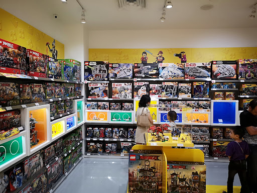 LEGO Certified Store Gurney Paragon Mall LEGO Certified Store Gurney Paragon Mall