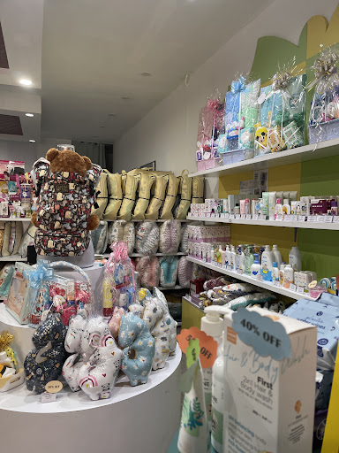 Izzlyku Mom & Baby Boutique Kepala Batas Izzlyku Mom & Baby Boutique Kepala Batas