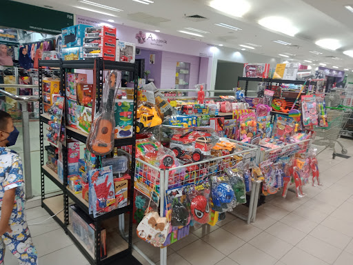 Naura's Toys Giant Bayan Baru