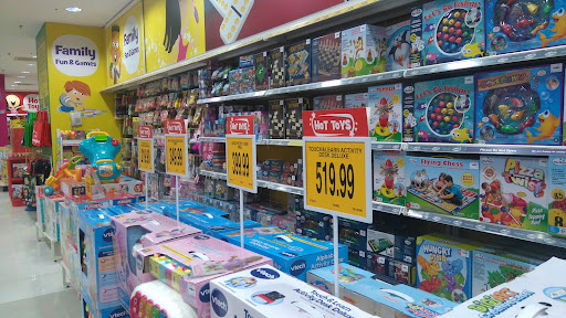 Toys“R”Us - East Coast Mall Toys“R”Us - East Coast Mall