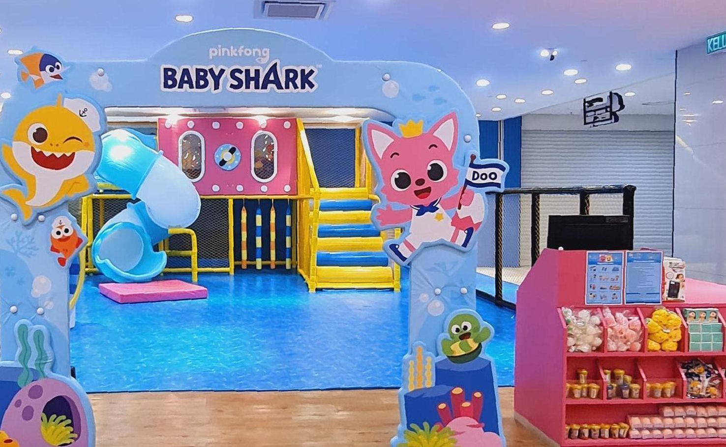 toy world paradigm mall johor bahru