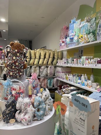 Izzlyku Mom & Baby Boutique Kepala Batas 1 izzlyku mom baby boutique kepala batas