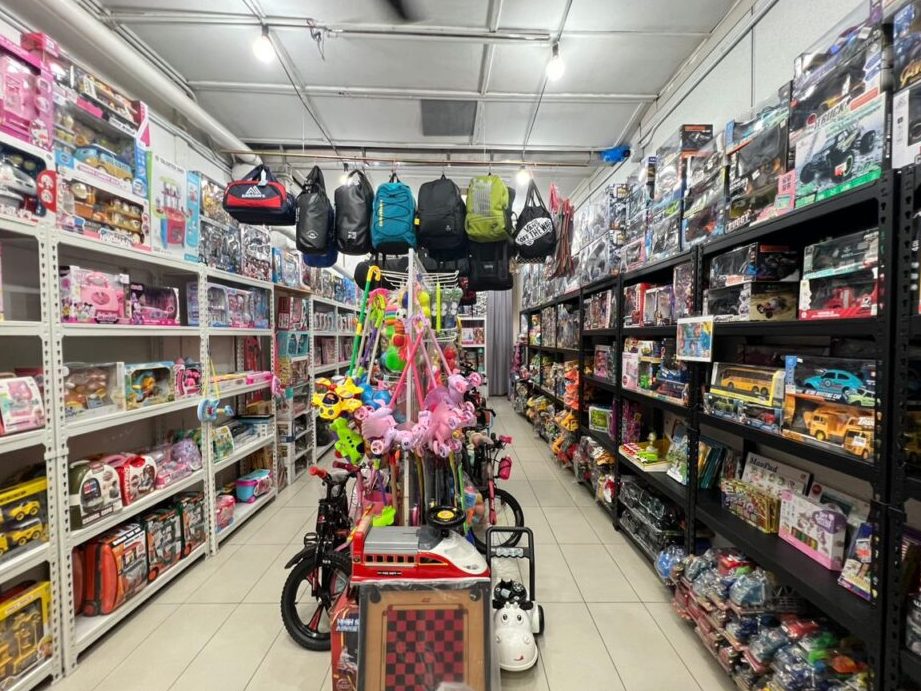 bb toys enterprise menjual barangan permainan kanak kanak