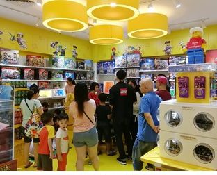 lego certified store queensbay mall